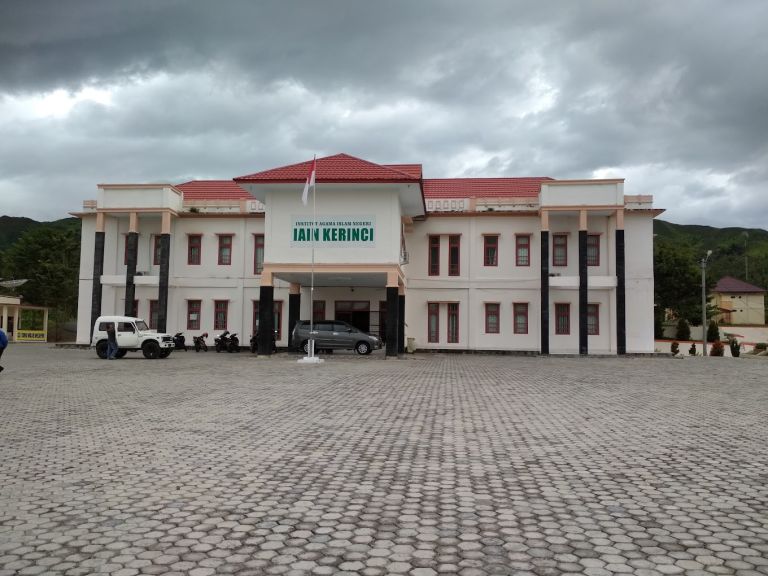 Maukuliah | Institut Agama Islam Negeri Kerinci